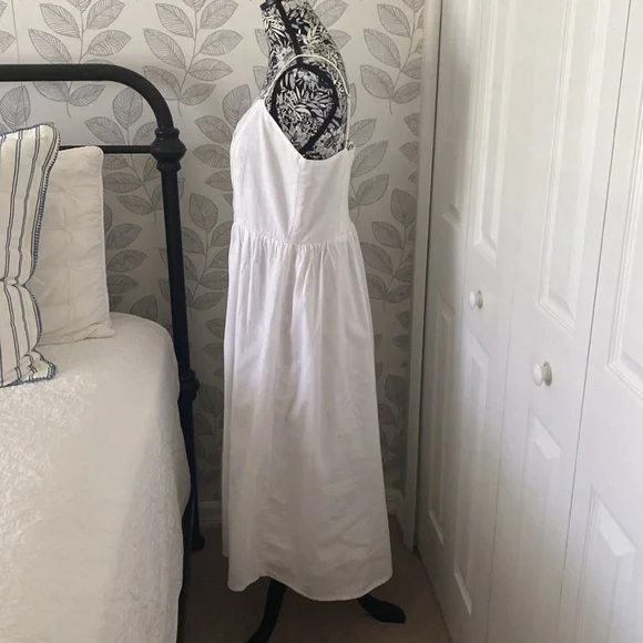 H&M white linen blend button front dress with back smocking for easy fit - Picture 3 of 10